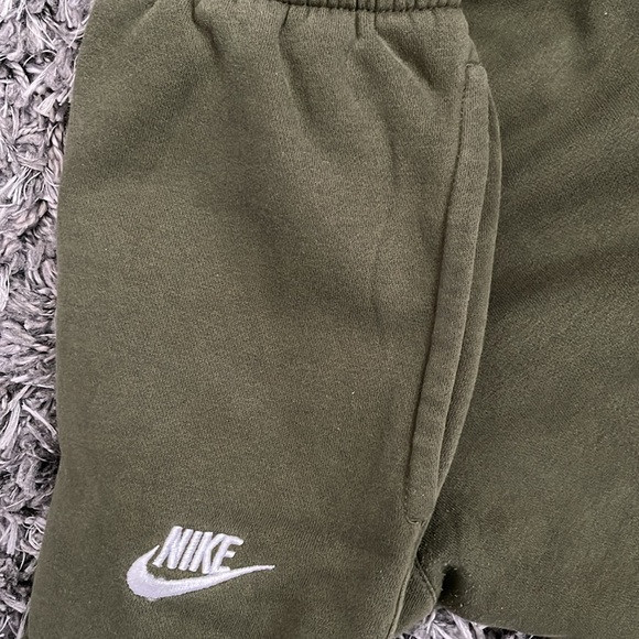 Mens Nike Sportswear Club Fleece - Picture 6 of 8
